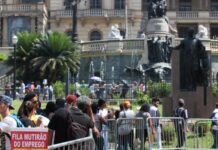 Crise na pandemia pode afetar por nove anos salário dos brasileiros