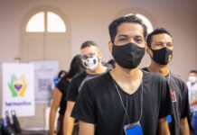 Workshop promove inserção de jovens refugiados e migrantes no mercado de trabalho de Manaus