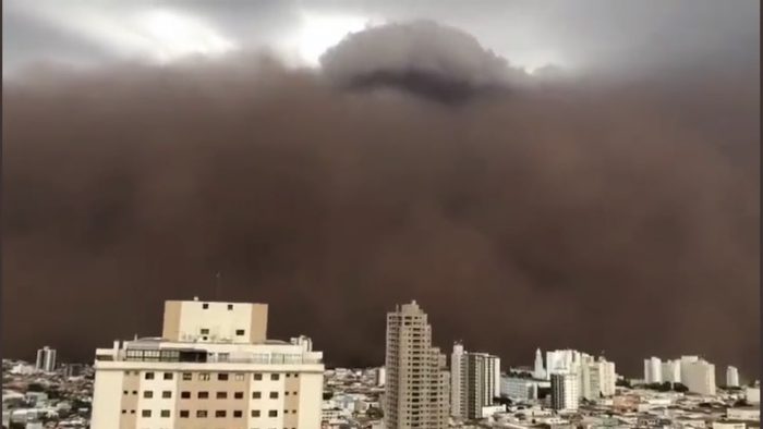 tempestade de areia