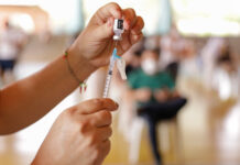 Vacinação contra a Covid-19 será retomada na quarta-feira, 3/11