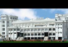 Estudantes de Florianópolis participam de Olimpíada de universidade da Índia