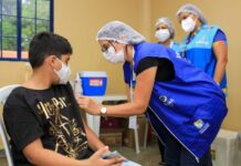 Prefeitura orienta profissionais de saúde sobre uso da Coronavac na imunização do público de seis a 11 anos