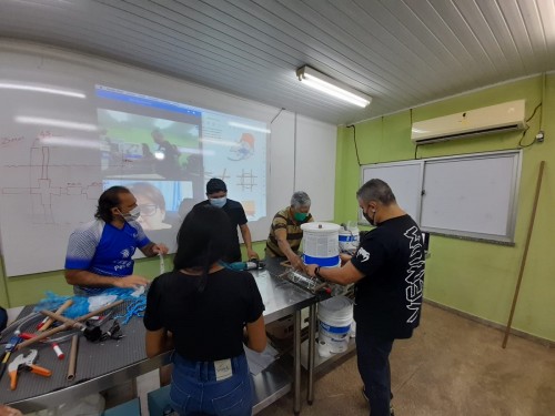 FAPEAM-AULA-HIBRIDA_PISCICULTORES1-500x375