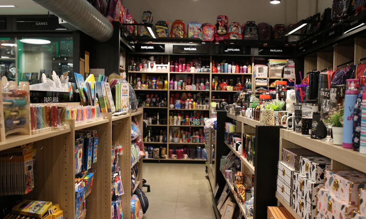 material_escolar_abr