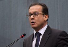 “Vou solicitar do IPEM-AM a fiscalização do medidor da minha casa e orientar a população que faça o mesmo”, declara Chico Preto