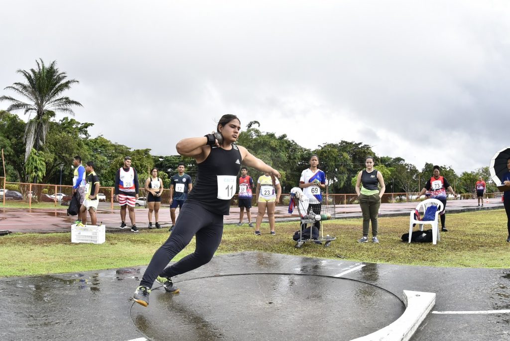 Faar-Akassis-Aremesso-de-Peso-Foto-Mauro-Neto-1024x684