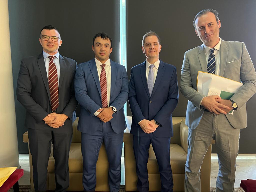 Reuniao-com-Bruno-Bianco-Advogado-geral-da-Uniao_Foto-Divulgacao-Secom