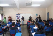 Sejusc promove palestra sobre ansiedade e depressão em escola da rede estadual de ensino