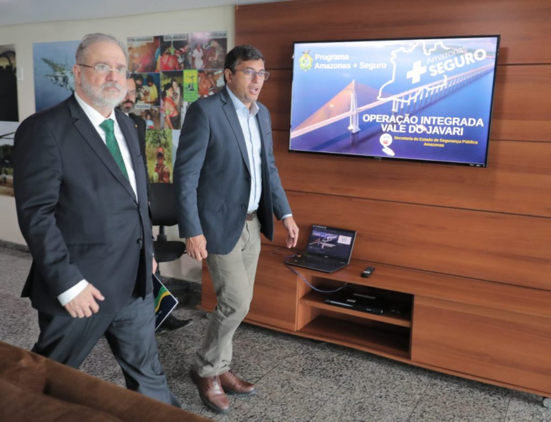 Em-Manaus-governador-Wilson-Lima-reune-com-procurador-geral-da-Republica-Augusto-Aras_Foto-Divulgacao-Secom-2-1024x785