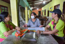 Parintins 2022: Amazonastur faz ação de sensibilização em estabelecimentos turísticos