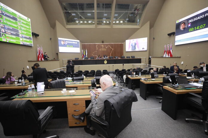 04 - Violência contra crianças é debatida na Assembleia Legislativa do Amazonas, nesta quarta-feira (03)