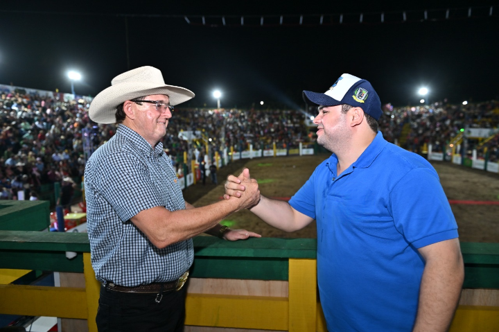 12.09 - Roberto Cidade faz campanha pela reeleição à Assembleia Legislativa em Boca do Acre e Apuí 2