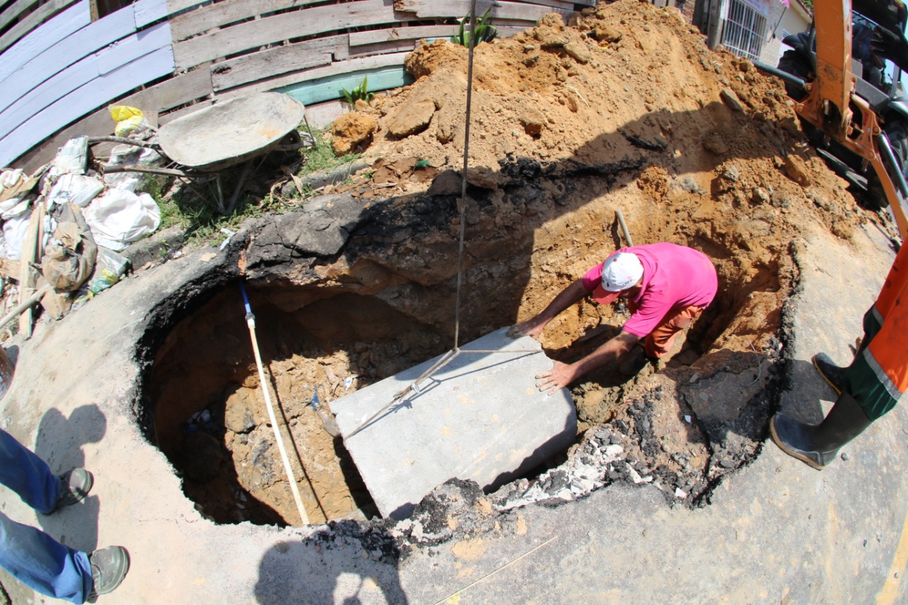 Prefeitura De Manaus Atua Em Mais Uma Obra Emergencial De Recuperação