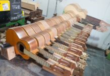 Contemplada com equipamentos pelo Governo do Estado, oficina de lutheria oferecerá cursos de qualificação profissional