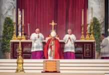 Fiéis se despedem de Bento XVI: “Que tua alegria seja perfeita”