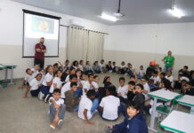 Prefeitura de Manaus realiza abertura da Campanha Municipal de Combate ao Bullying em escola na zona Norte