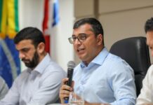 Wilson Lima anuncia reajuste para servidores da Educação e coloca piso salarial de professores entre os maiores do país