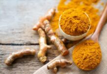 Do coração ao envelhecimento: veja 4 vantagens do açafrão para a saúde