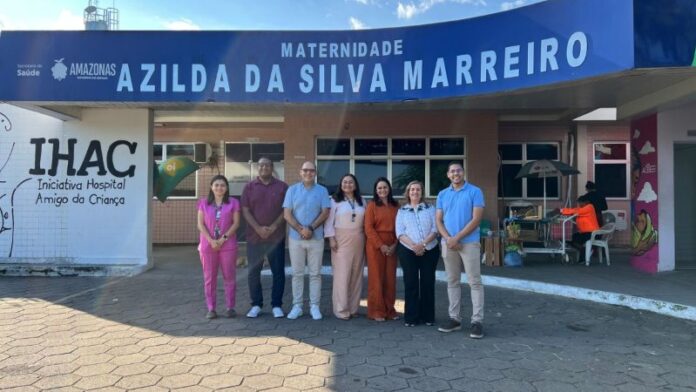 Professora-Jacqueline-visita-Maternidade-Azilda-Marreiro-e-reforca-compromisso-com-a-saude-das-mulheres-de-Manaus(1)