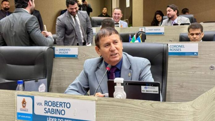Roberto-Sabino-alerta-motoristas-sobre-os-perigos-de-acidentes-e-multas-com-os-novos-Radares-de-Transito-em-Manaus(1)