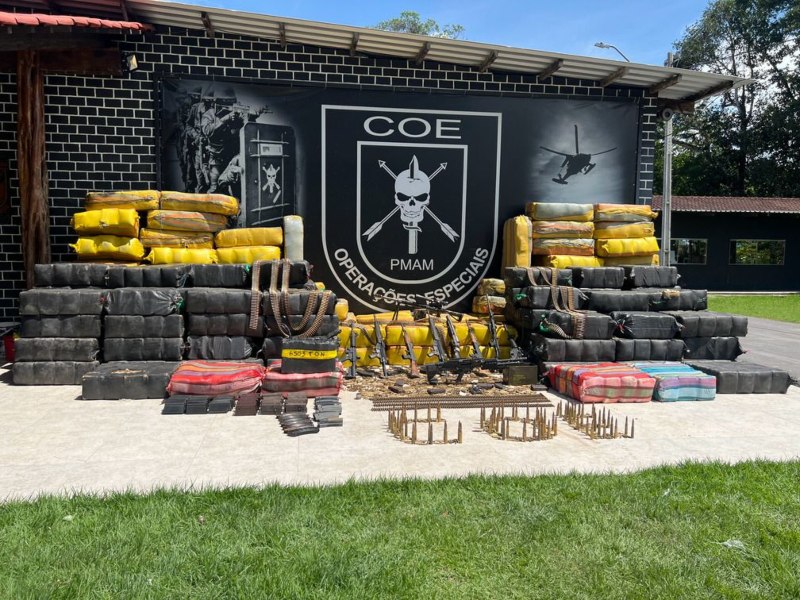 VOLUME_DE_DROGAS_APREENDIDO_PELO_AMAZONAS_EM_2025_E_O_MAIOR_EM_RELACAO_AOS_ULTIMOS_10-ANOS_FOTOS_-ERLON_RODRIGUES_PC_AM_-BEATRIZ_SAMPAIO_PC_AM_DIEGO_PERES_SECOM_DIVULGACAO_PMAM (1)