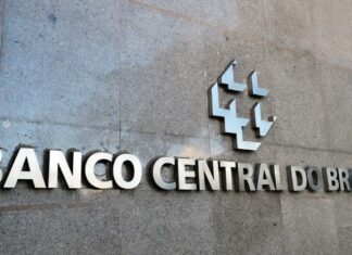 Mercado financeiro reduz previsão da inflação para 4,81%
