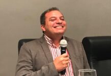 Justiça mantém condenação e determina que prefeito de Envira devolva quase R$ 90 mil aos cofres públicos