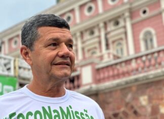 No aniversário de Manaus, Comandante Dan critica a falta de projetos que melhorem a vida das pessoas