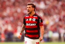 Flamengo vence no Maracanã e empata em número de pontos com Palmeiras