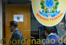 CPMI prende ex-coordenador do INSS após nove horas de depoimento