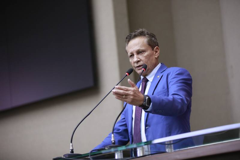 Representante-da-Aleam-deputado-Adjuto-Afonso-assume-Secretaria-de-Relacoes-Internacionais-do-Parlamento-Amazonico-Foto-Danilo-Mello-Aleam-scaled (1)