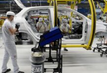 Indústria fecha 2025 com alta de 0,6%, pressionada pelos juros altos