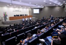 Assembleia Legislativa incentiva a participação de estudantes na política por meio de programas educativos