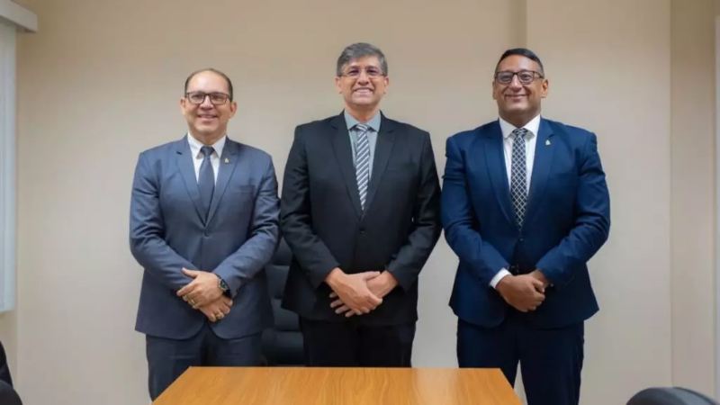 CMM-instala-Frente-Parlamentar-para-combater-o-avanco-da-violencia-sexual-infantil-em-Manaus-1024x576