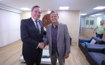 Presidente da Aleam recebe visita institucional do cônsul de Portugal